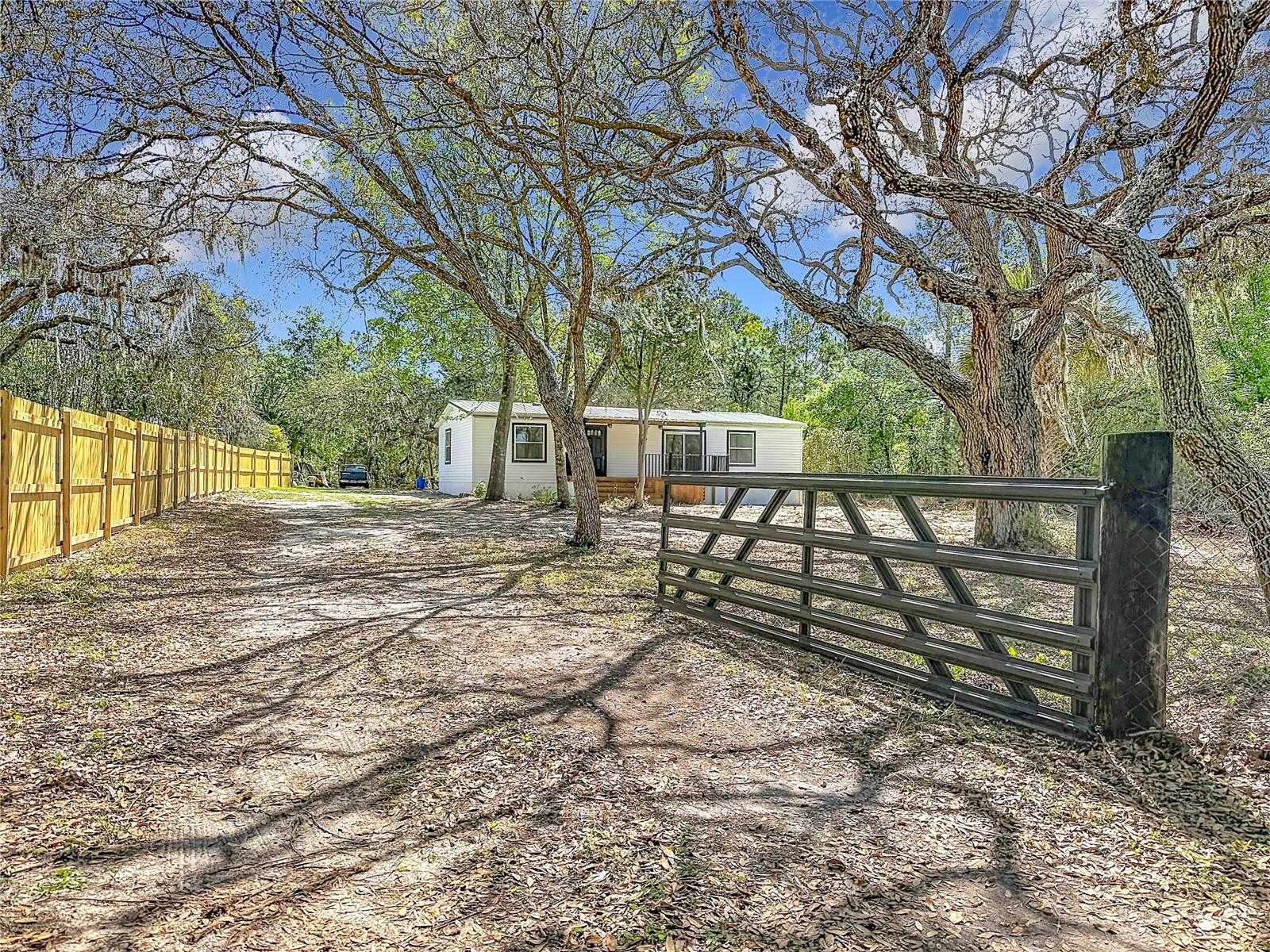 17420 THOMAS BLVD, HUDSON, FL, 34667