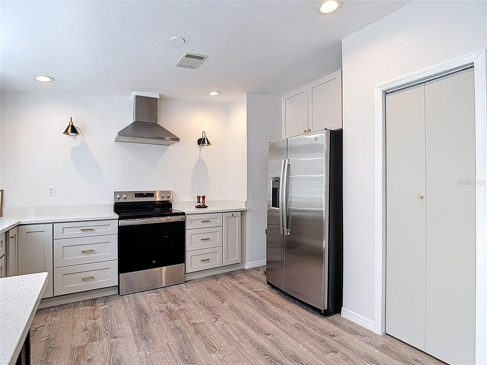 17420 THOMAS BLVD, HUDSON, FL, 34667