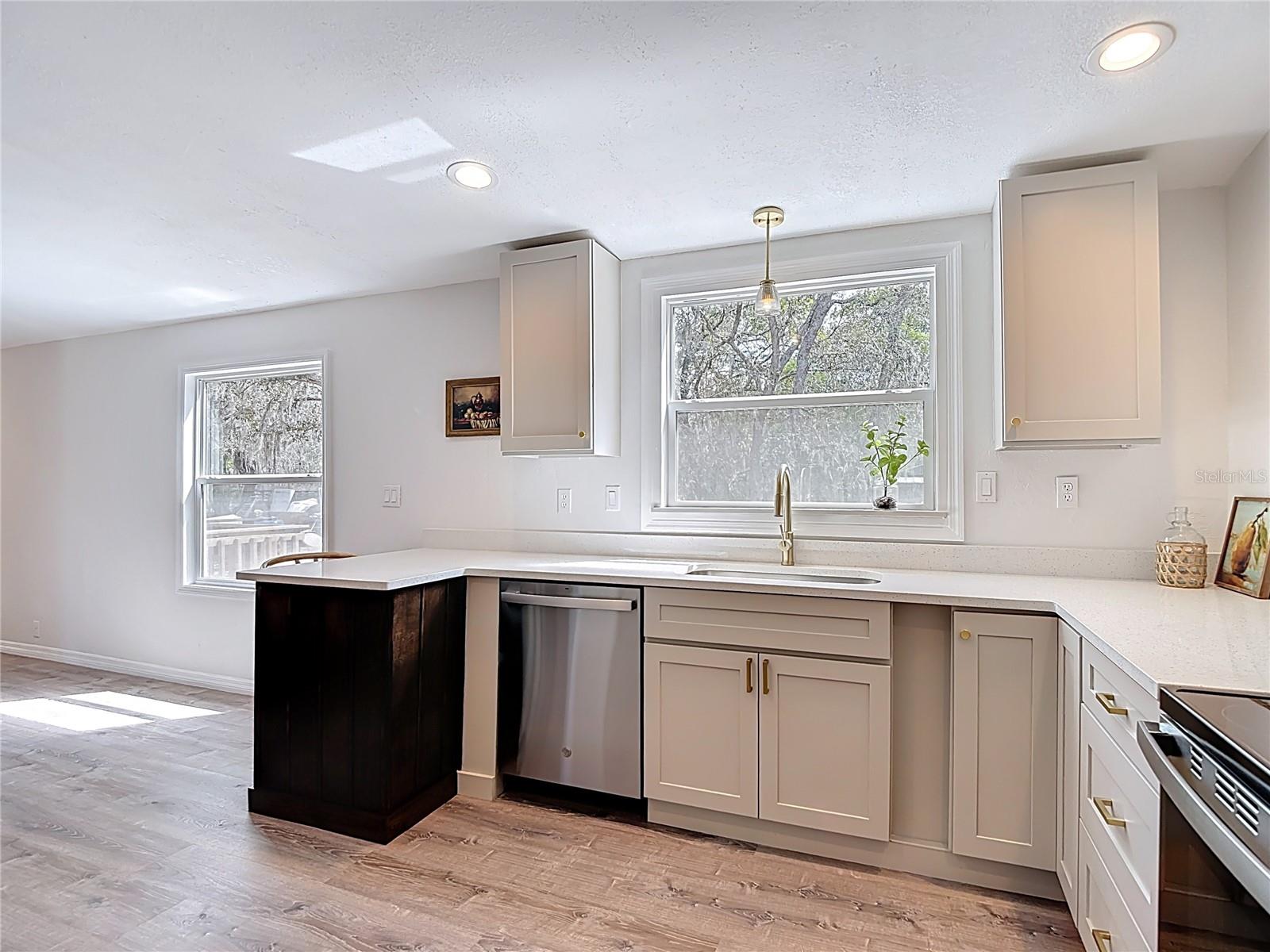 17420 THOMAS BLVD, HUDSON, FL, 34667
