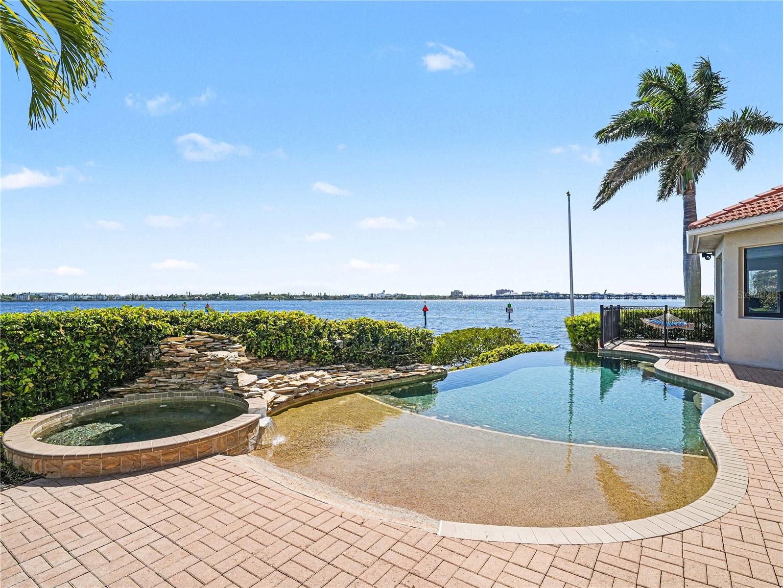 102 12TH AVE E, PALMETTO, FL, 34221