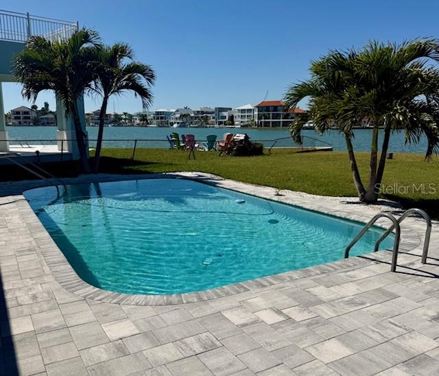 584 CRYSTAL DR, MADEIRA BEACH, FL, 33708