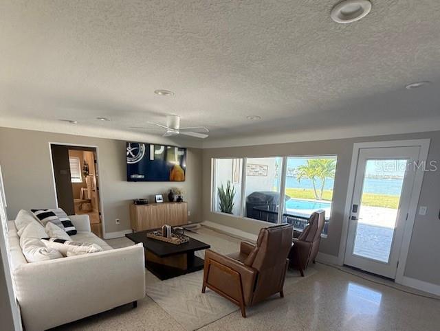 584 CRYSTAL DR, MADEIRA BEACH, FL, 33708