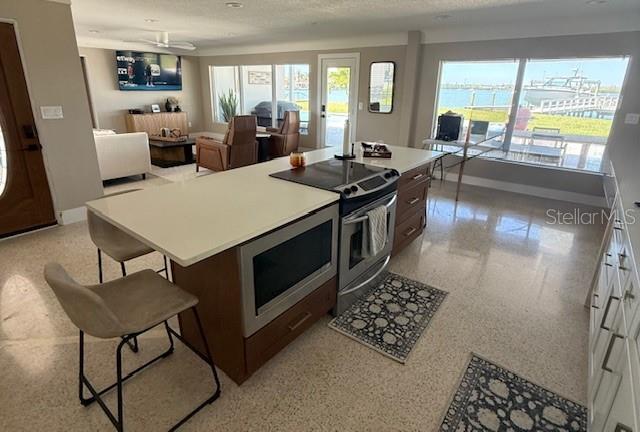 584 CRYSTAL DR, MADEIRA BEACH, FL, 33708
