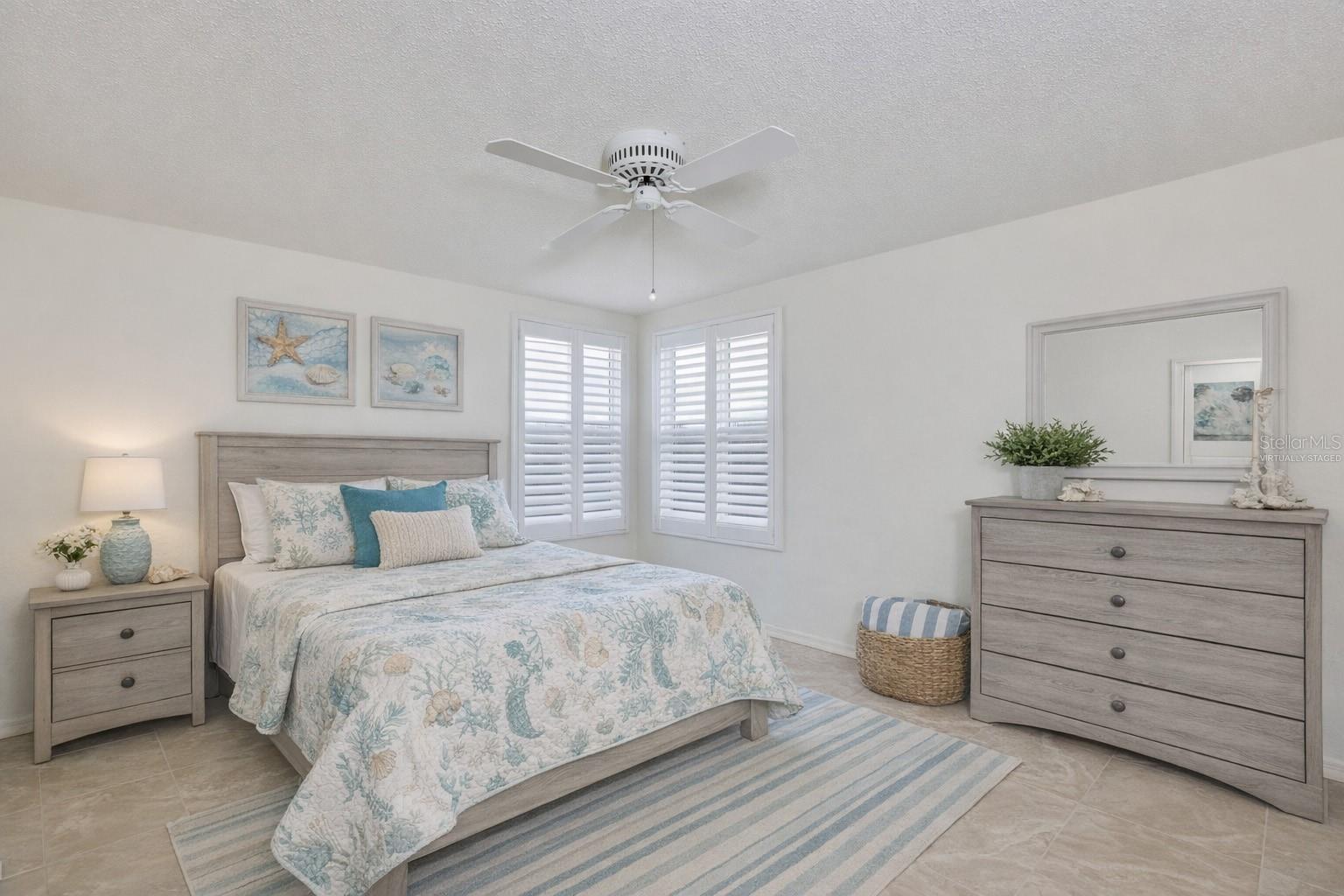 2023 NEW BEDFORD DR, SUN CITY CENTER, FL, 33573