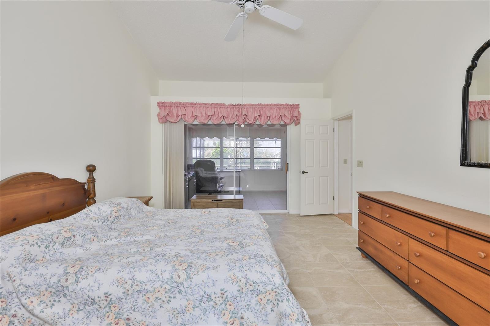 2023 NEW BEDFORD DR, SUN CITY CENTER, FL, 33573