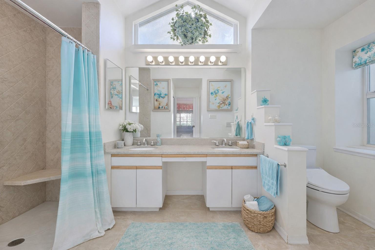 2023 NEW BEDFORD DR, SUN CITY CENTER, FL, 33573