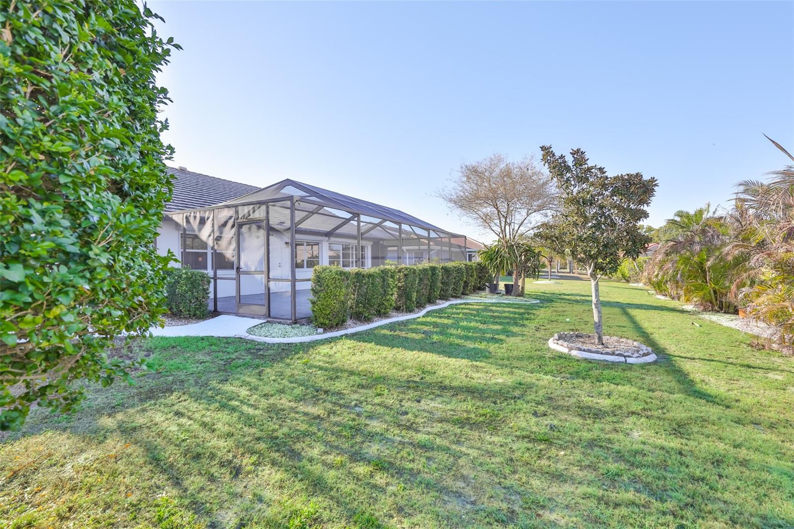 2023 NEW BEDFORD DR, SUN CITY CENTER, FL, 33573