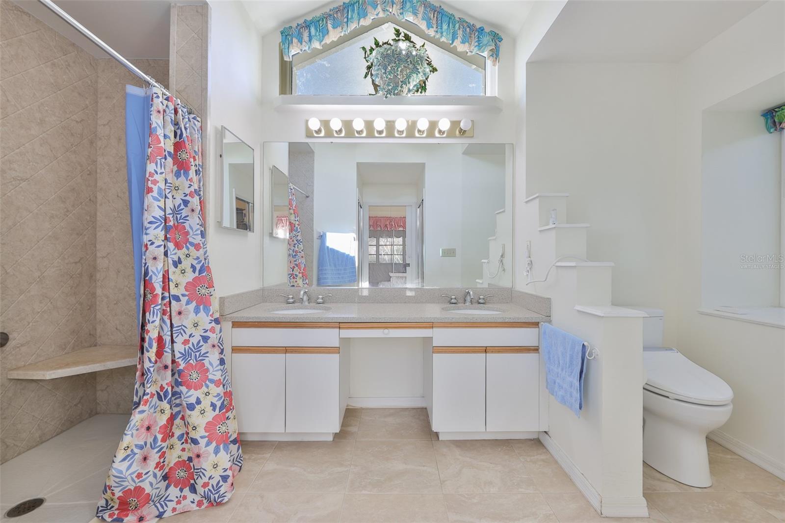 2023 NEW BEDFORD DR, SUN CITY CENTER, FL, 33573