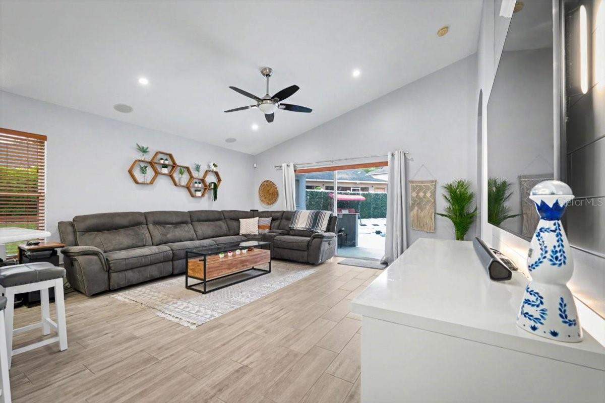 813 GRAND HUGHEY CT, APOPKA, FL, 32712