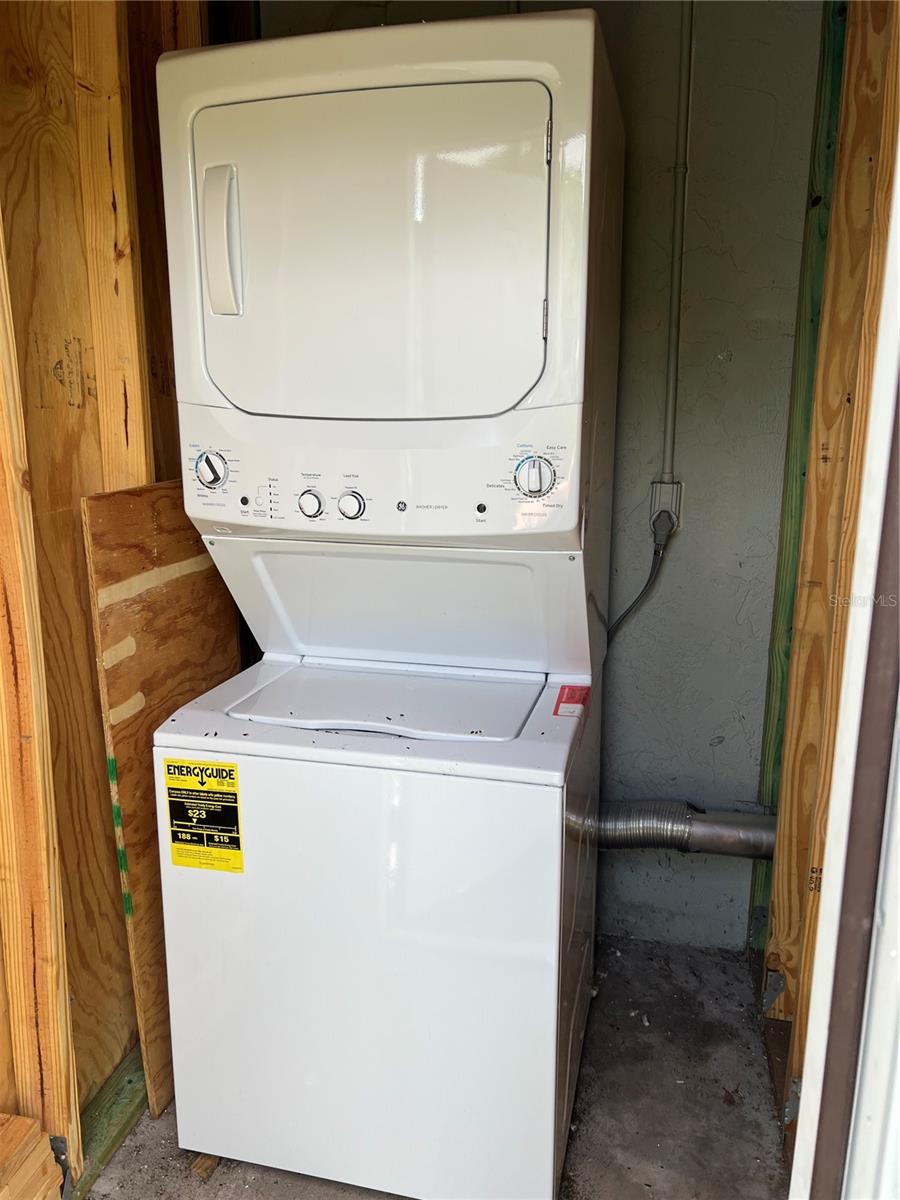 12056 HENLEY AVE #B, PORT CHARLOTTE, FL, 33981