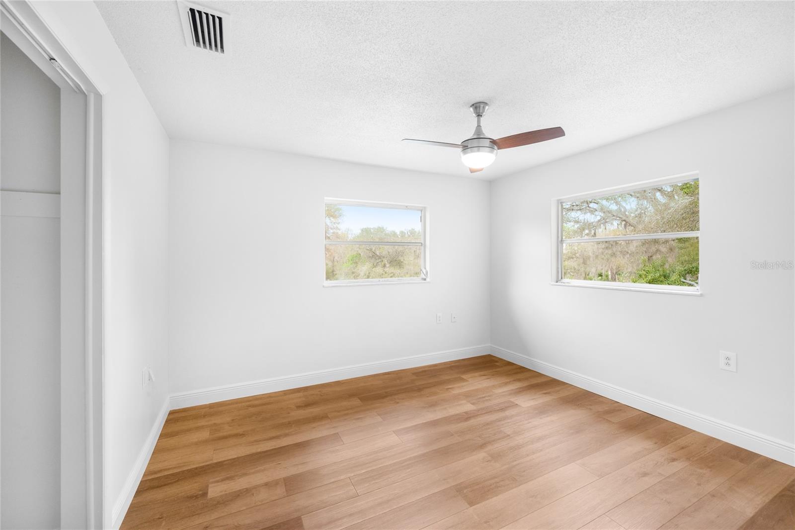22820 SORRENTO AVE, SORRENTO, FL, 32776