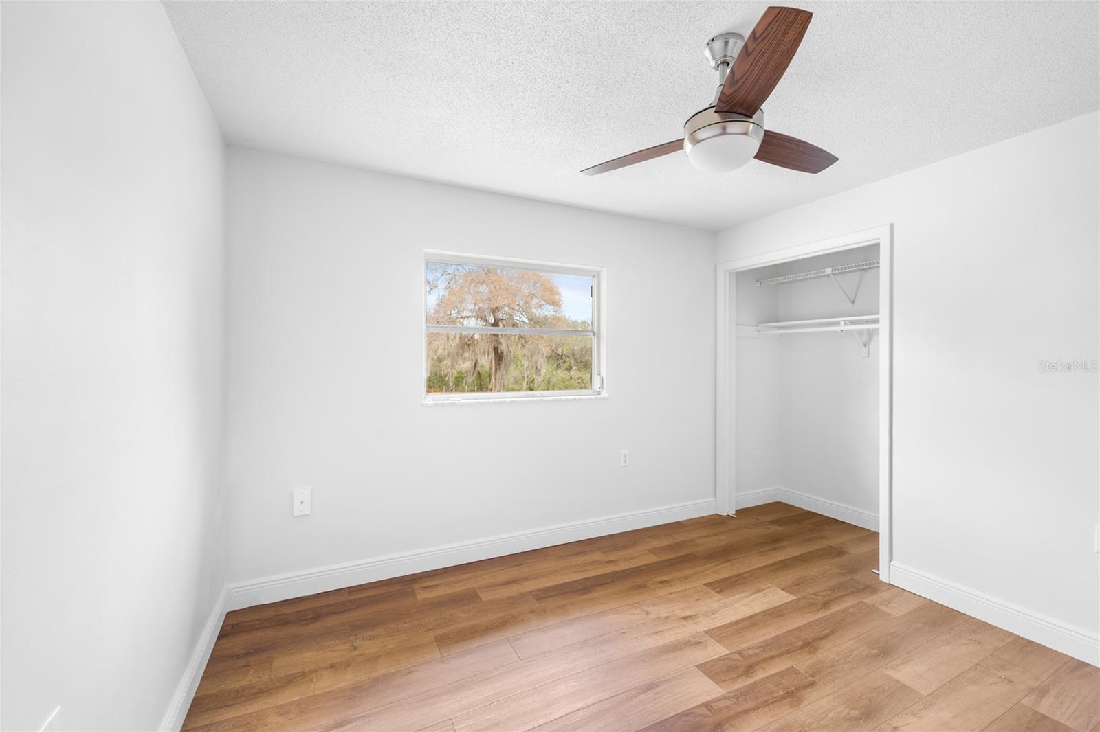 22820 SORRENTO AVE, SORRENTO, FL, 32776