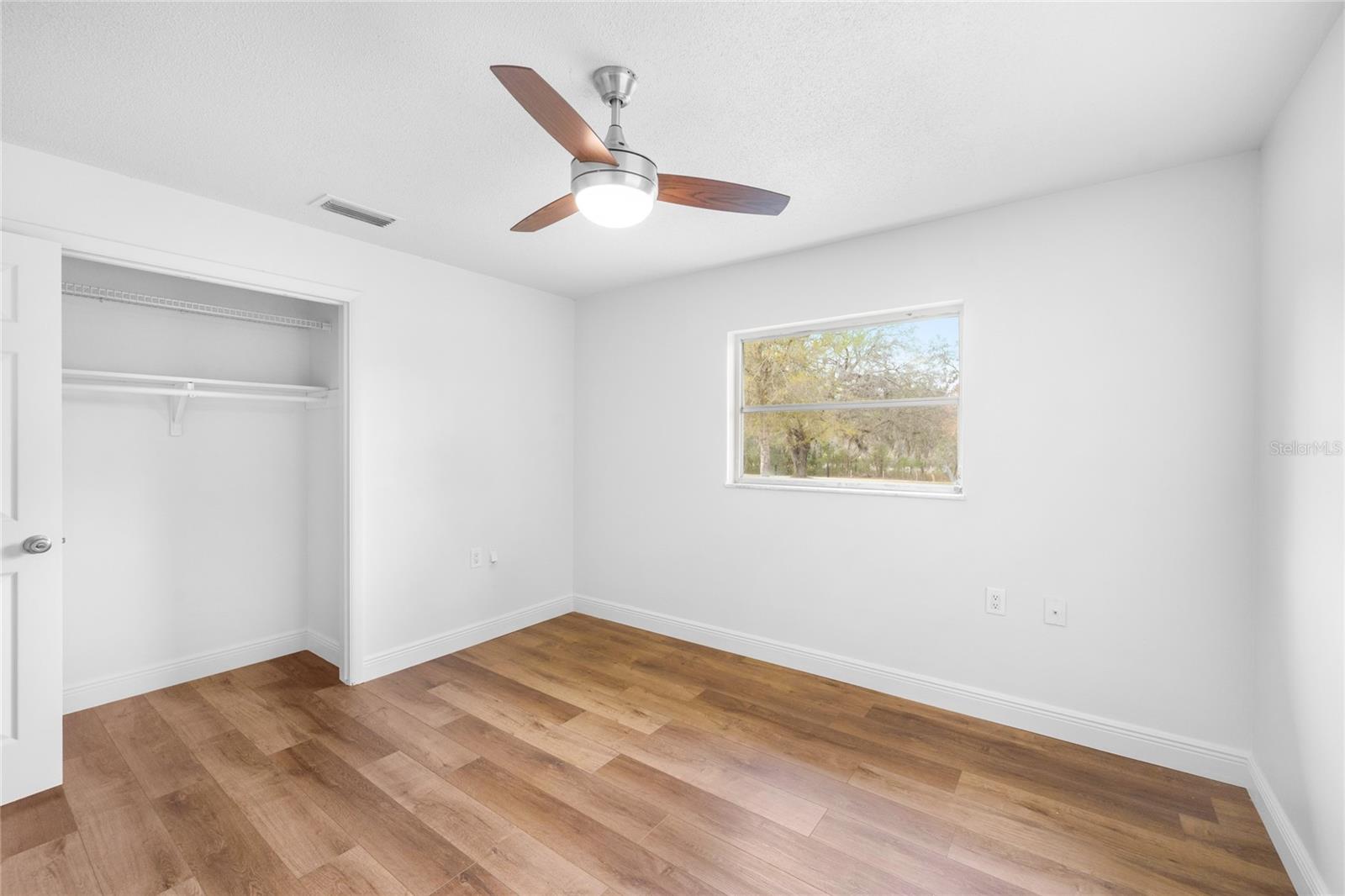 22820 SORRENTO AVE, SORRENTO, FL, 32776