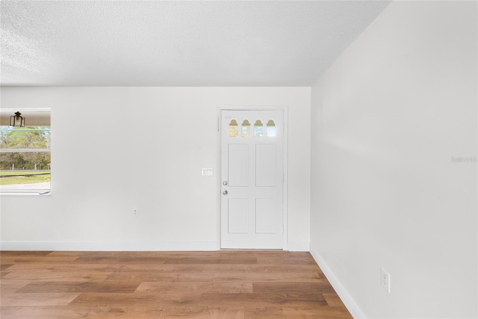 22820 SORRENTO AVE, SORRENTO, FL, 32776