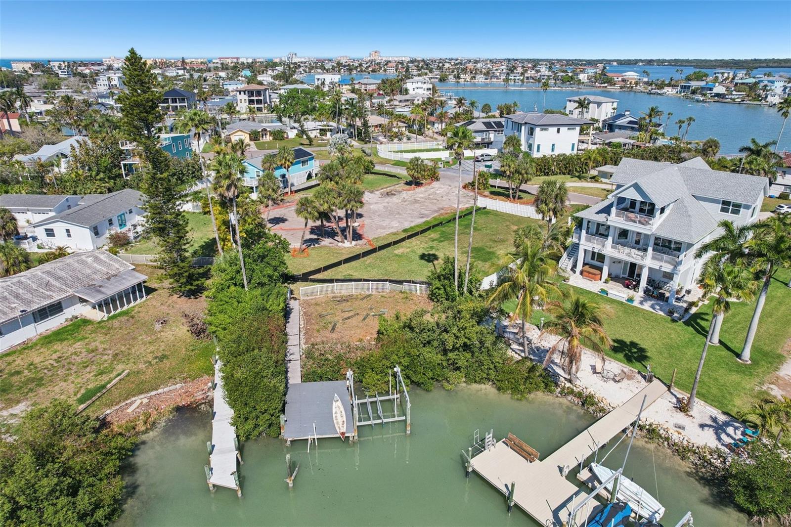 15825 REDINGTON DR, REDINGTON BEACH, FL, 33708