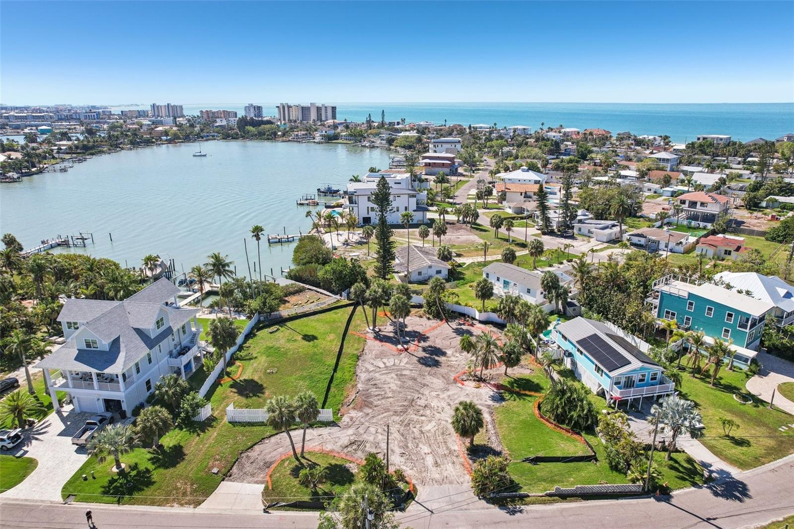 15825 REDINGTON DR, REDINGTON BEACH, FL, 33708