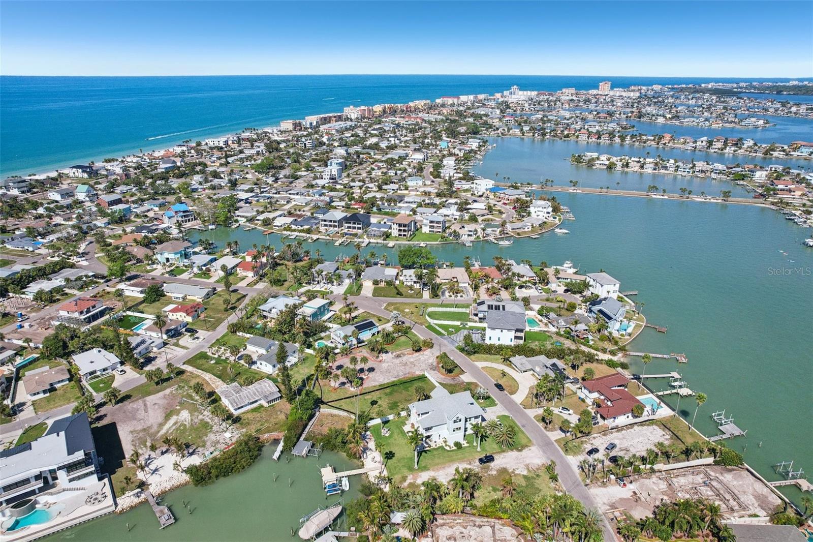 15825 REDINGTON DR, REDINGTON BEACH, FL, 33708