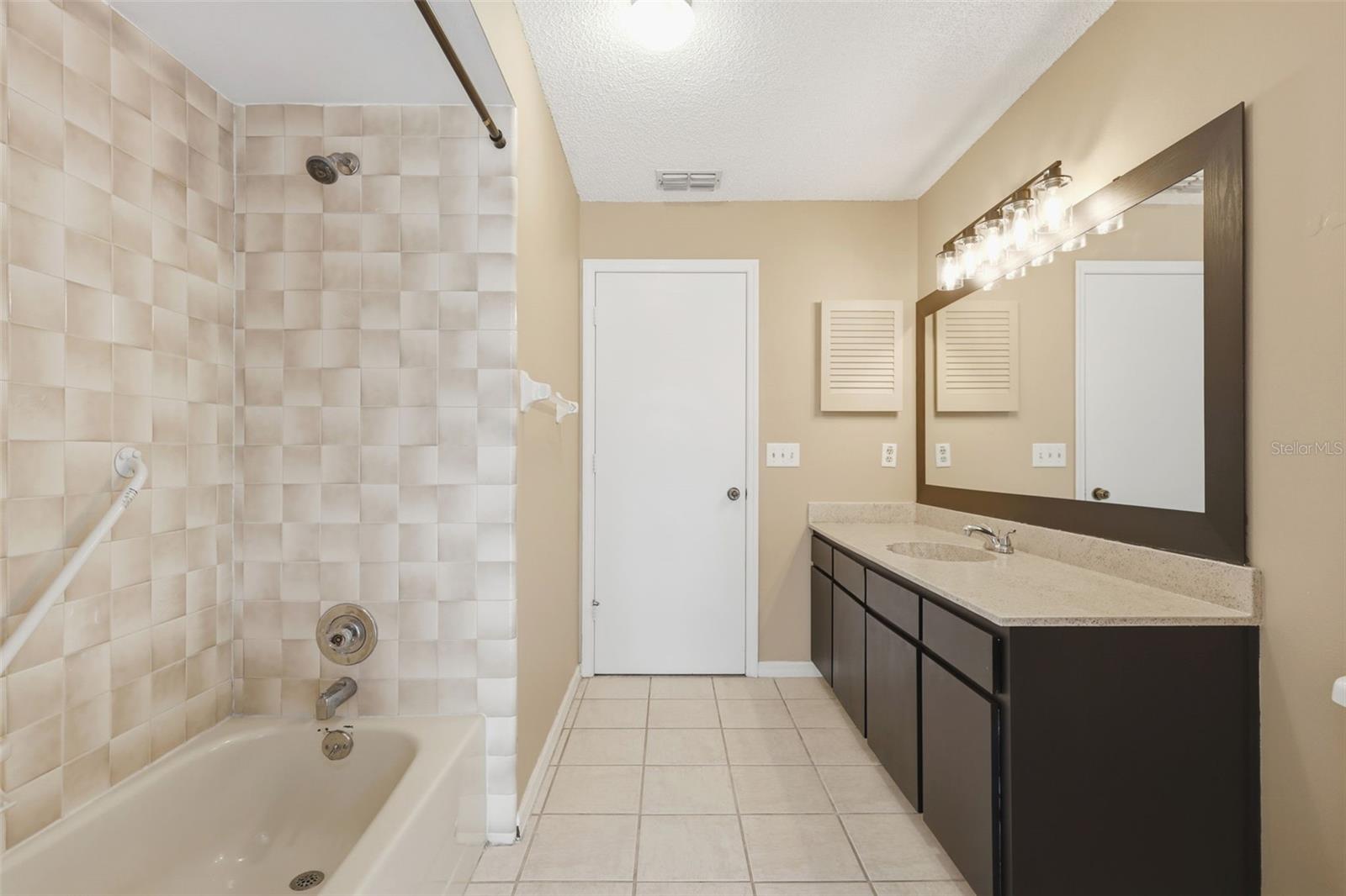 929 FORT SMITH BLVD, DELTONA, FL, 32738