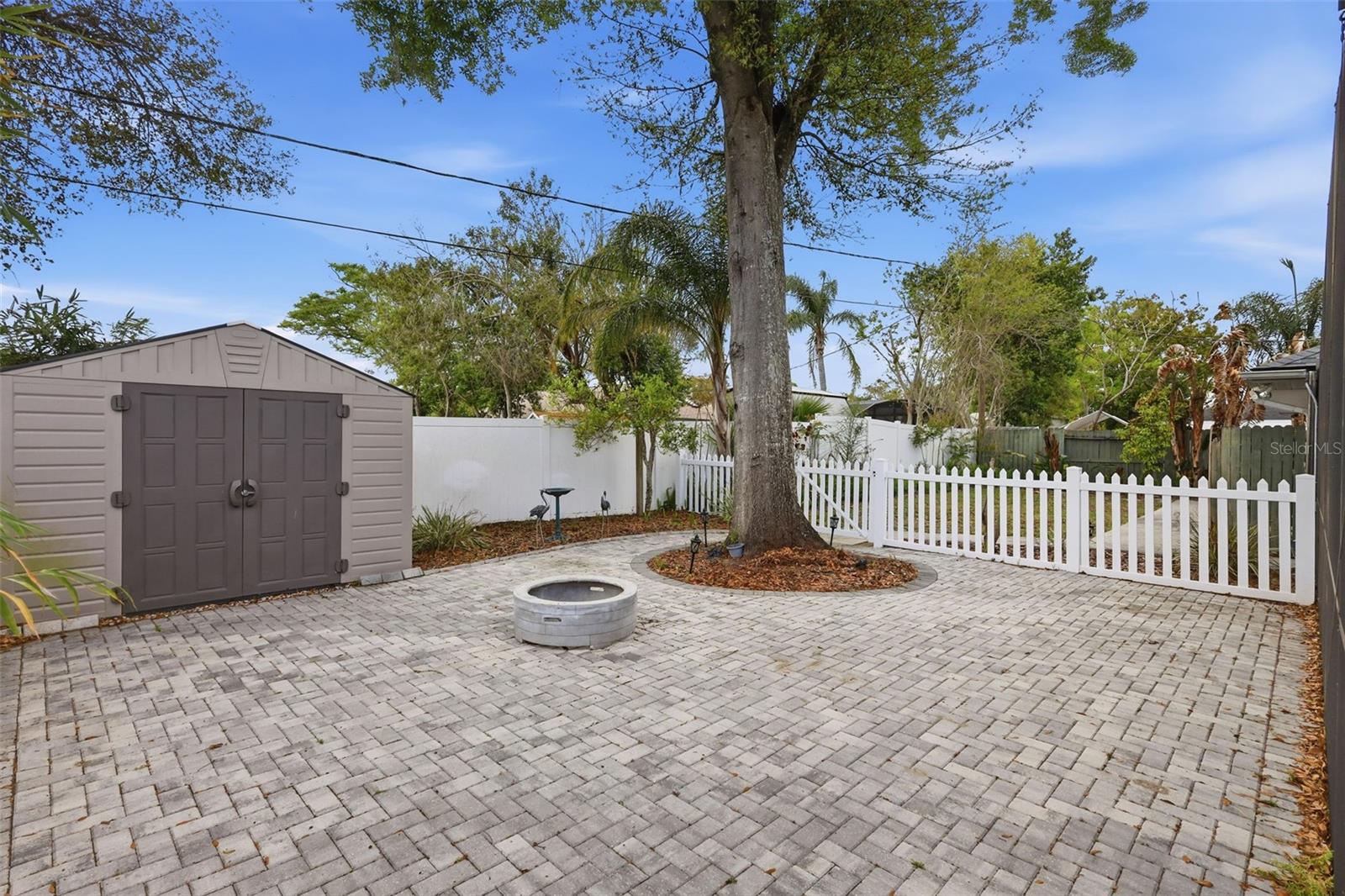 929 FORT SMITH BLVD, DELTONA, FL, 32738