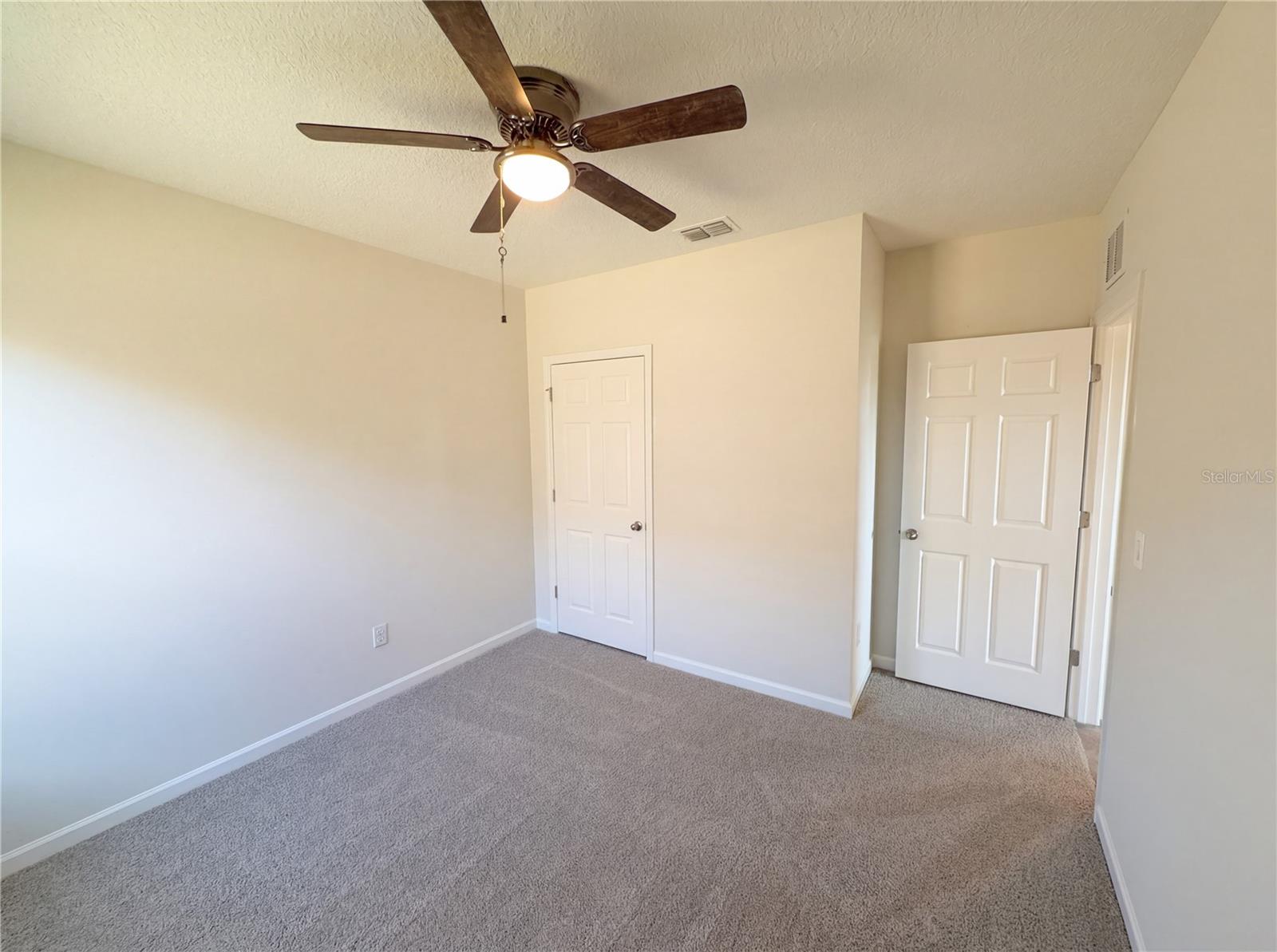 3452 INDIAN RIVER PKWY, MIMS, FL, 32754