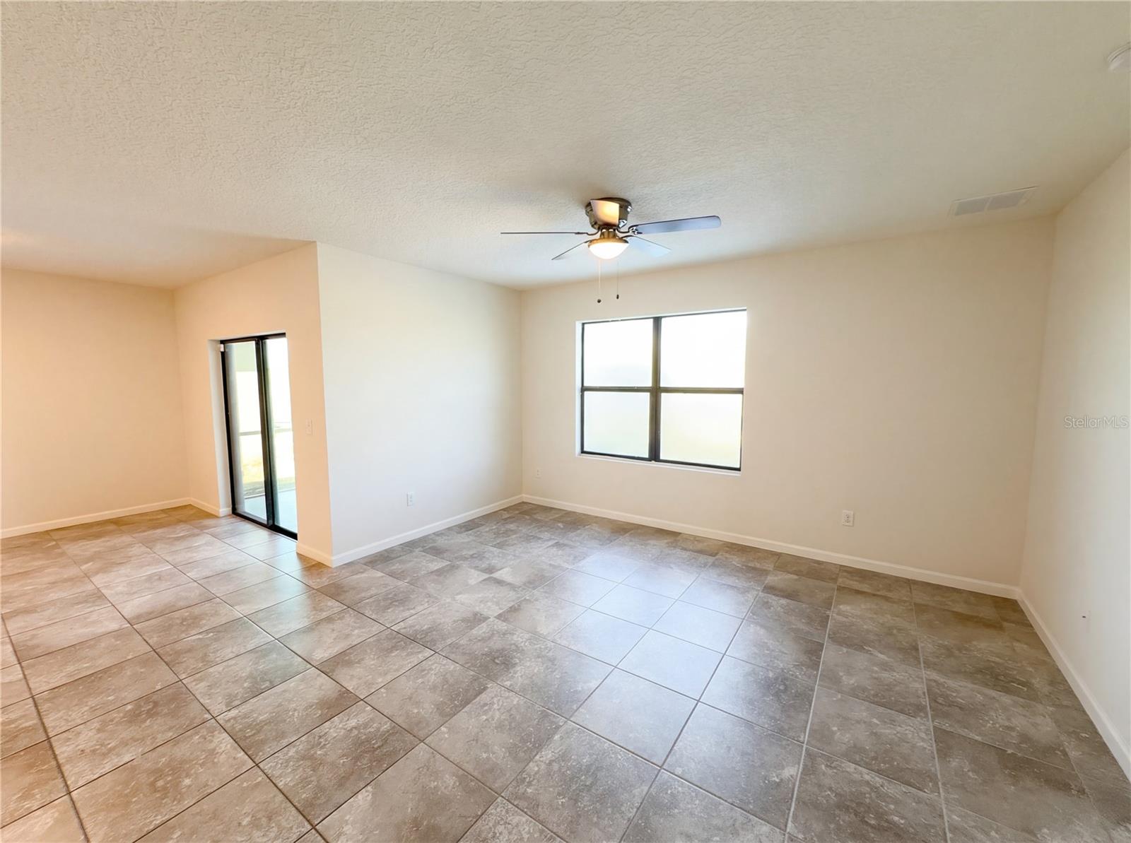 3452 INDIAN RIVER PKWY, MIMS, FL, 32754