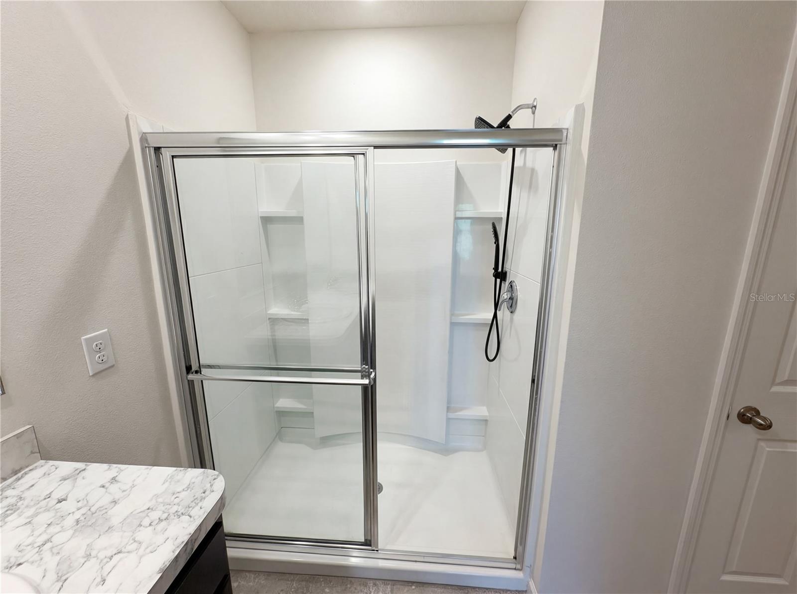 3452 INDIAN RIVER PKWY, MIMS, FL, 32754