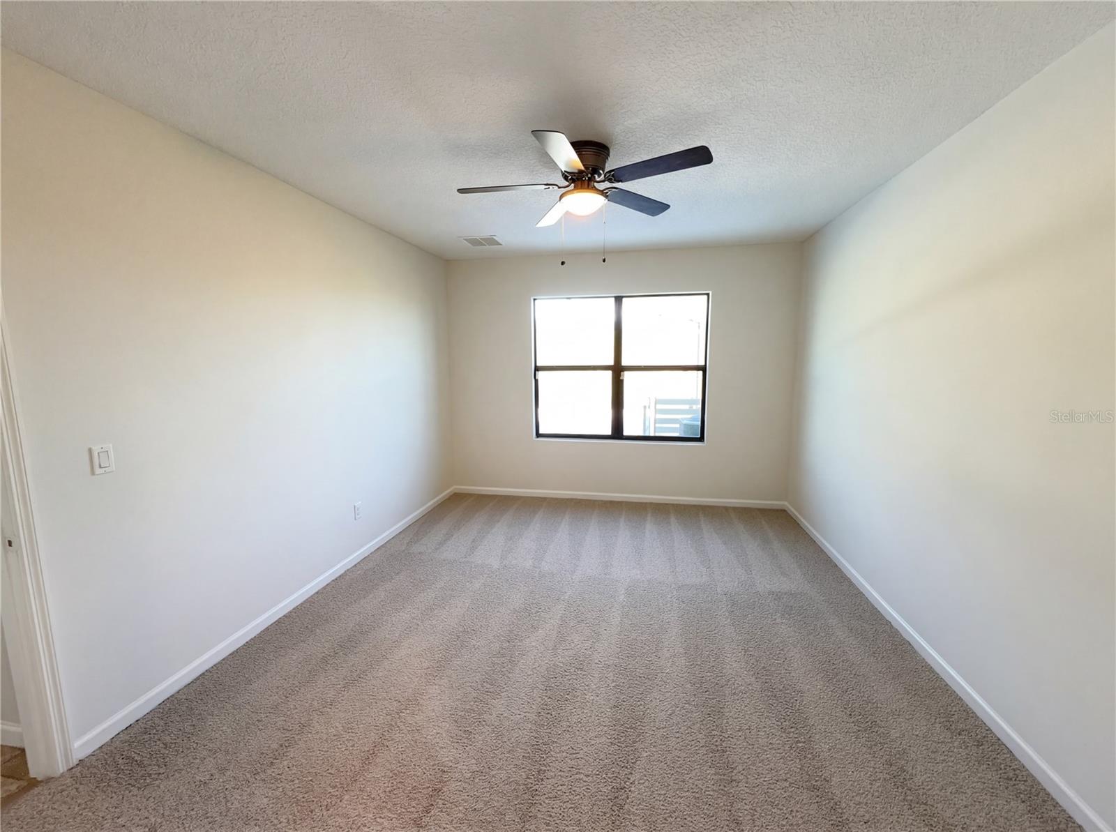 3452 INDIAN RIVER PKWY, MIMS, FL, 32754