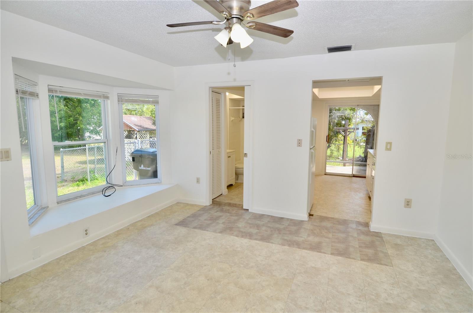 411 SAN MIGUEL AVE, NORTH PORT, FL, 34287