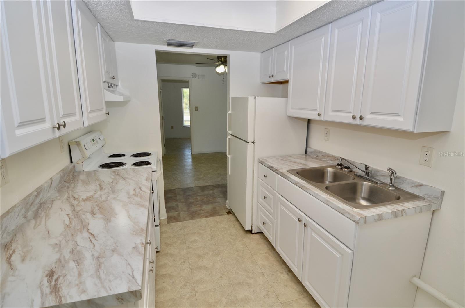 411 SAN MIGUEL AVE, NORTH PORT, FL, 34287