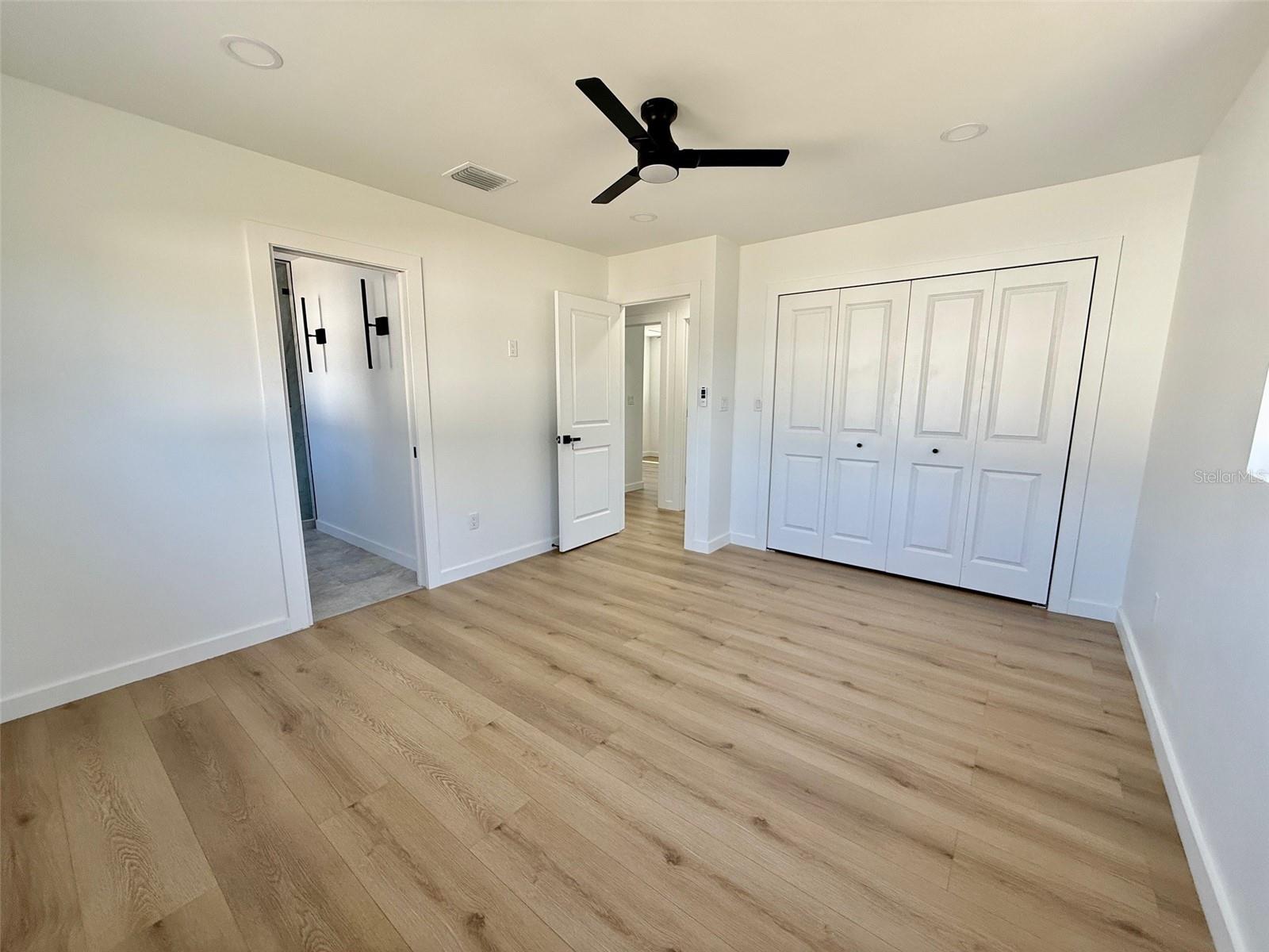 3930 E EDEN ROC CIR, TAMPA, FL, 33634