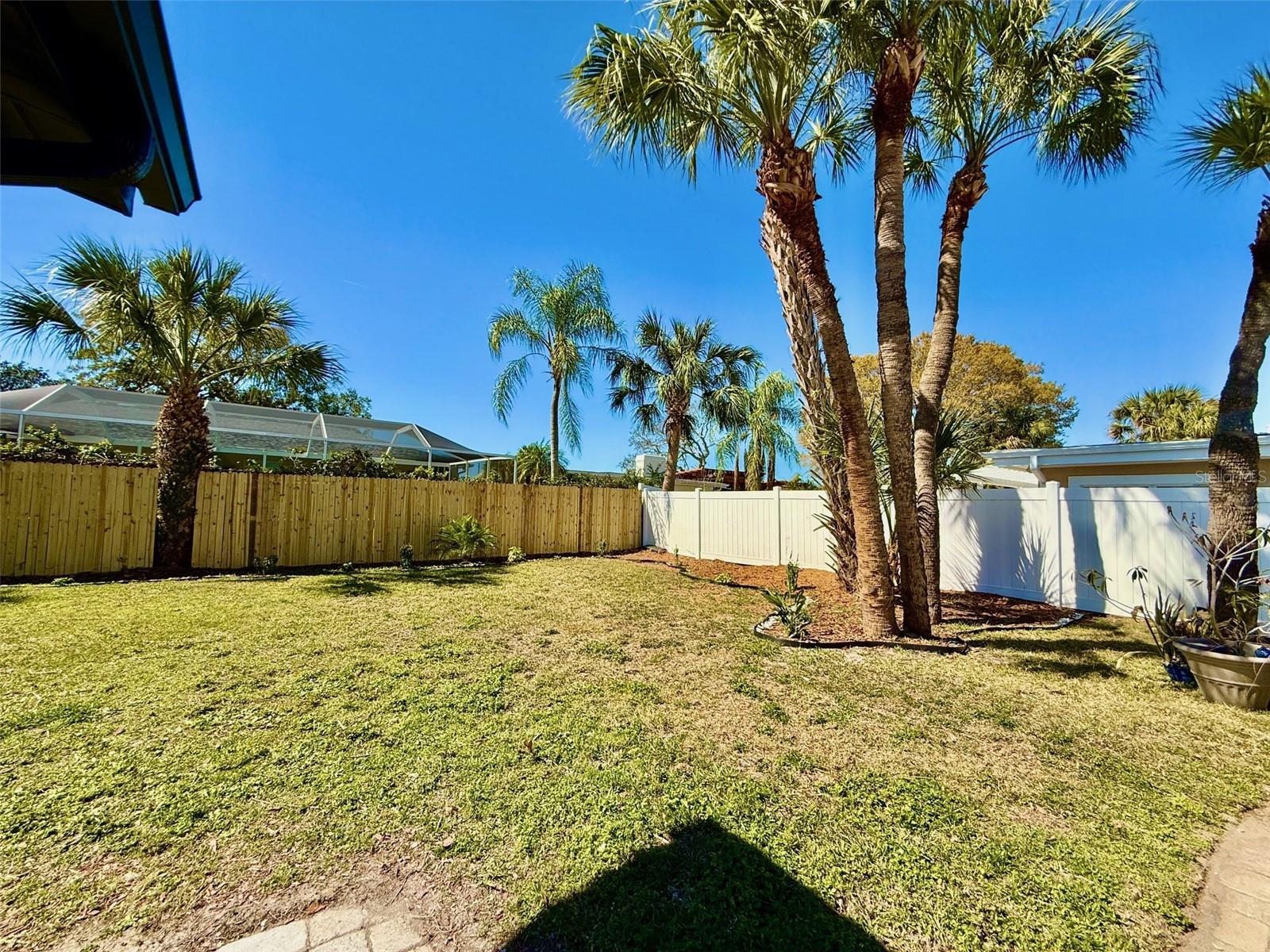3930 E EDEN ROC CIR, TAMPA, FL, 33634