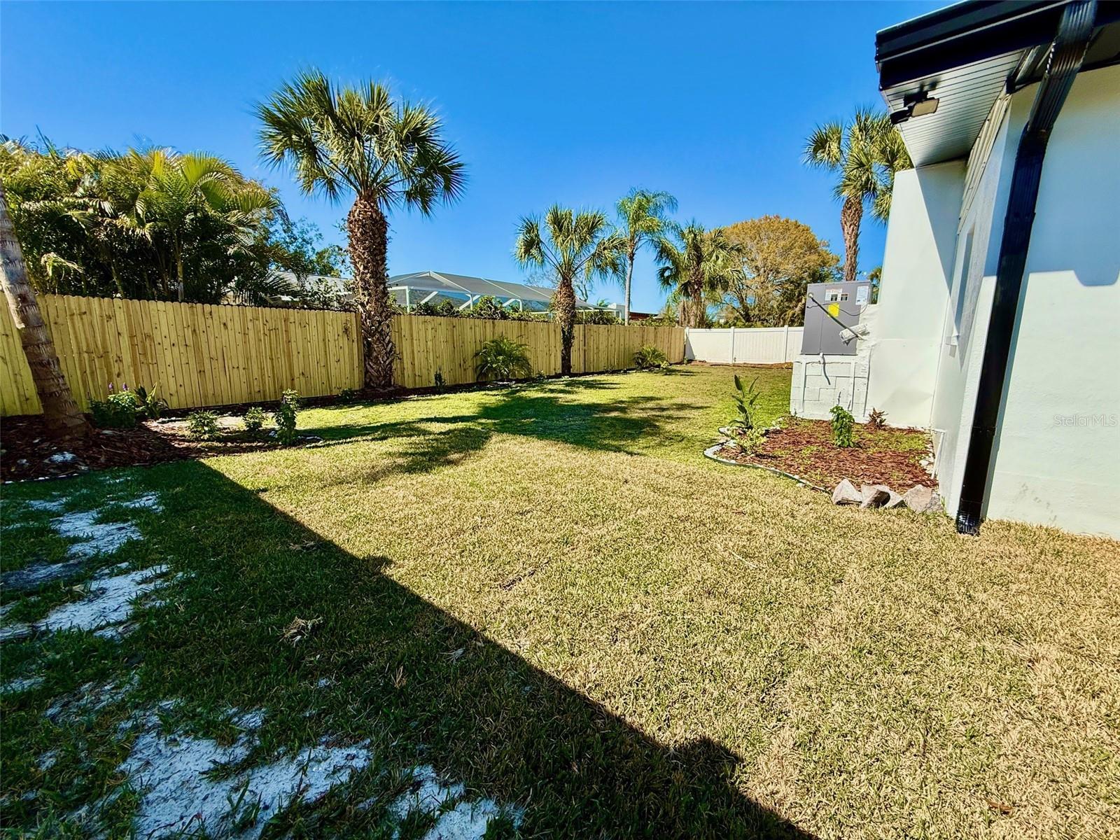 3930 E EDEN ROC CIR, TAMPA, FL, 33634