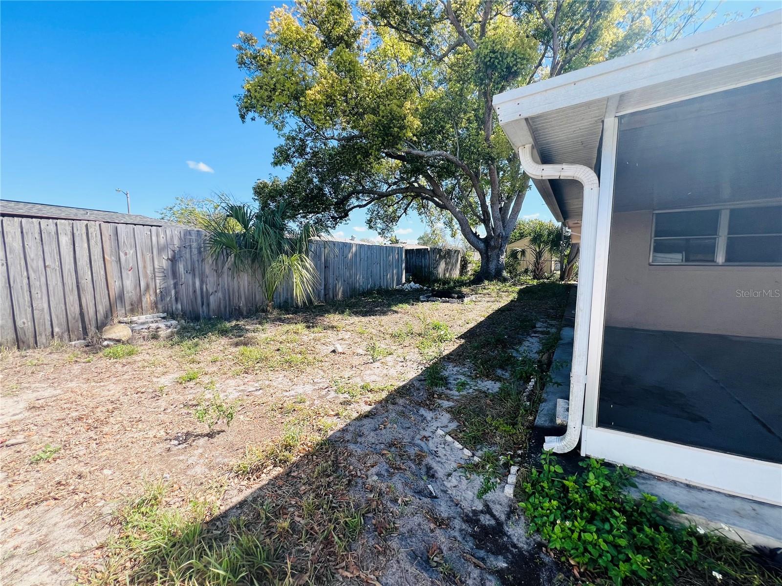 7811 EMBASSY BLVD, PORT RICHEY, FL, 34668