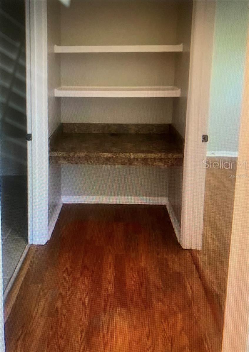 2406 COURTNEY MEADOWS CT #302, TAMPA, FL, 33619