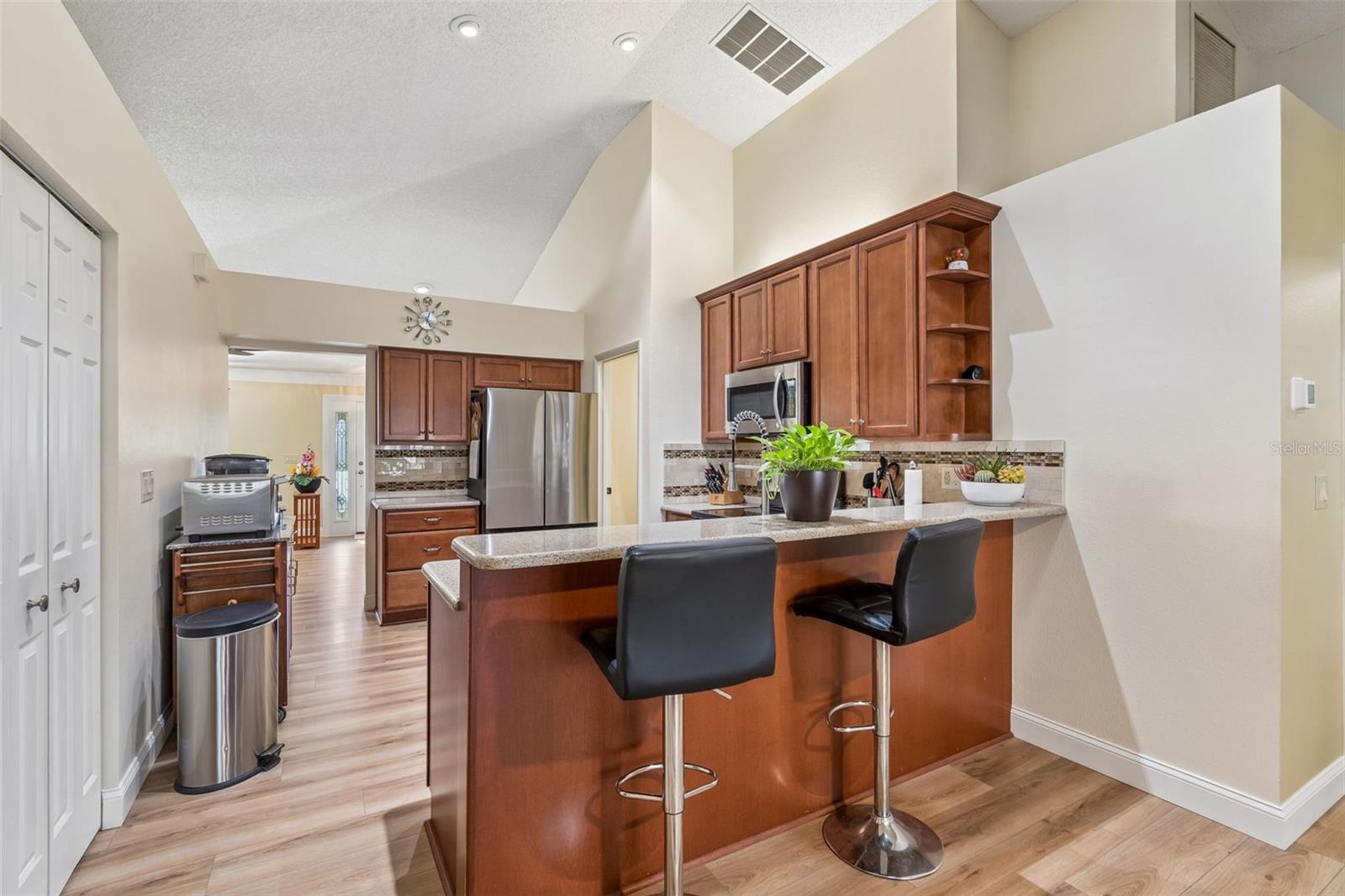 11029 STREAMSIDE DR, TAMPA, FL, 33624