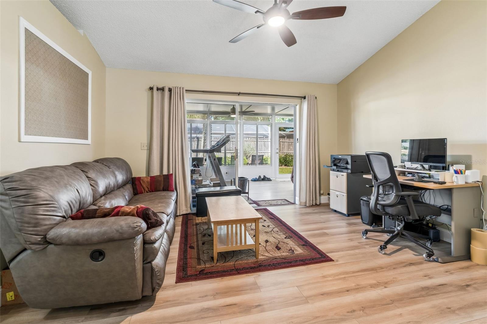 11029 STREAMSIDE DR, TAMPA, FL, 33624
