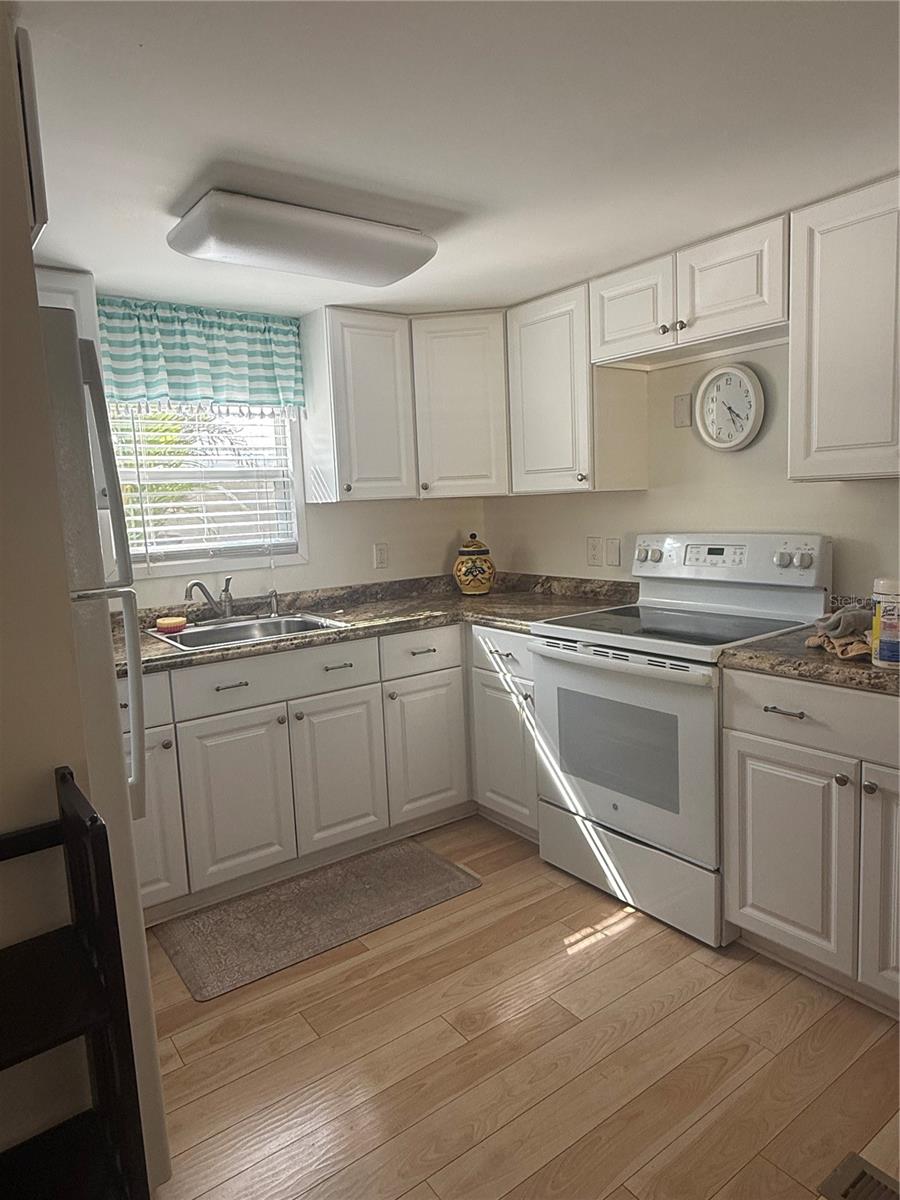 716 CAREFREE, VENICE, FL, 34285