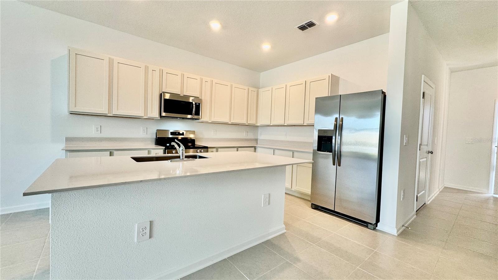 319 SOL VISTA DR, DUNDEE, FL, 33838