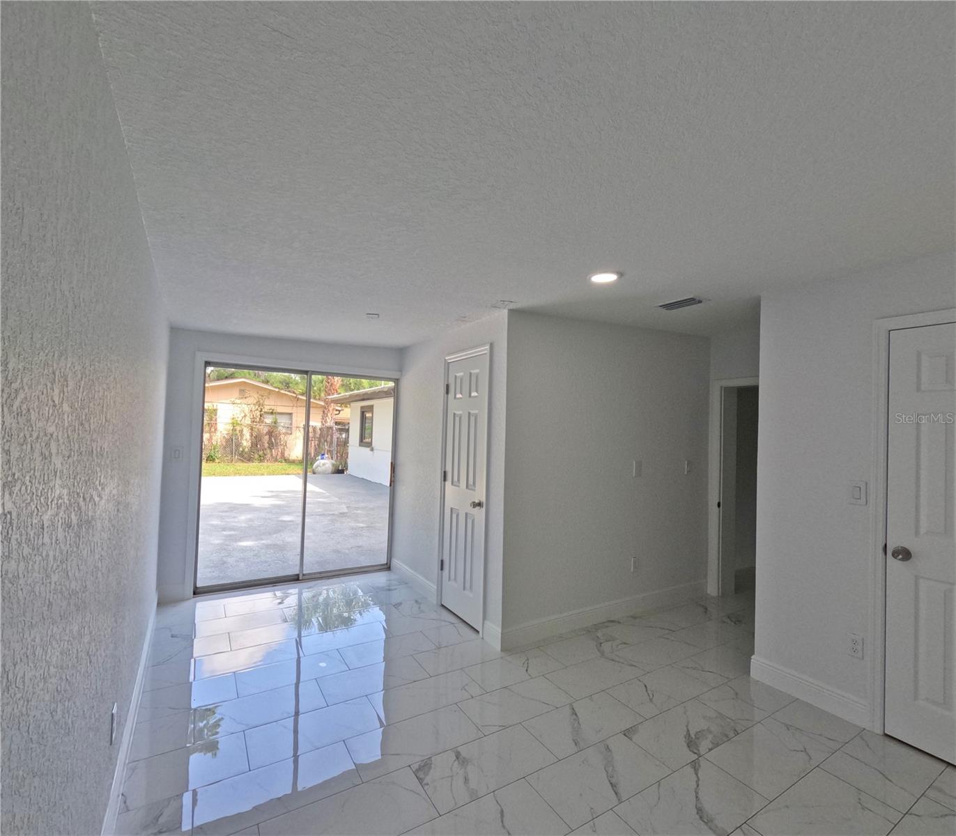 1103 N PENNSYLVANIA AVE, PLANT CITY, FL, 33563