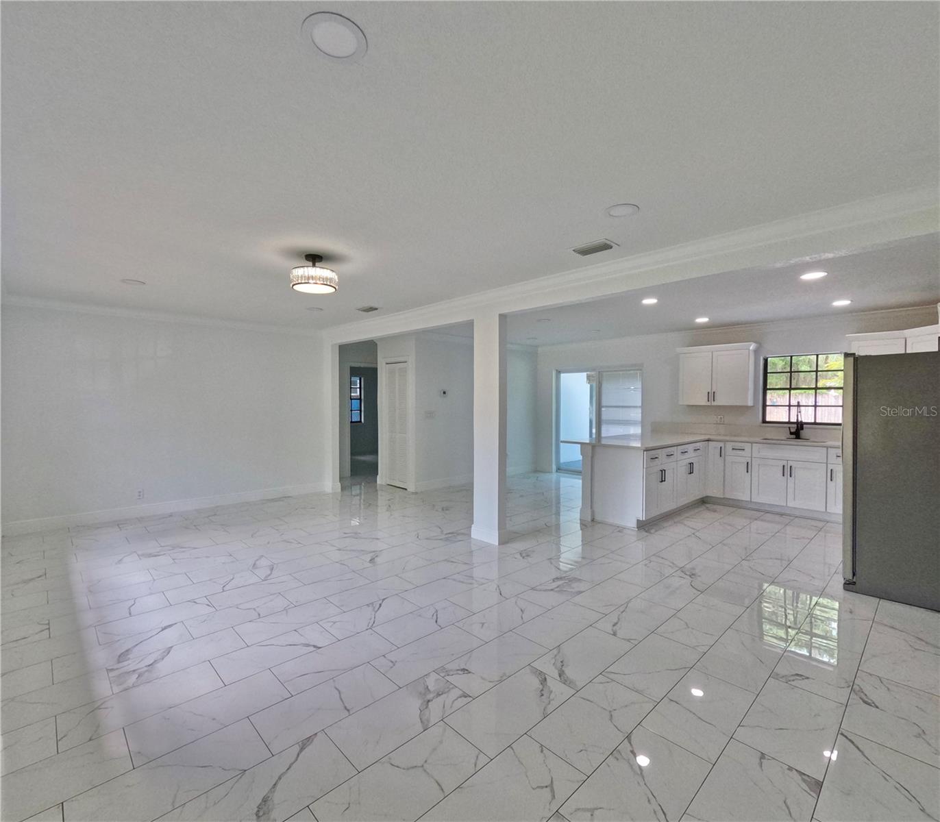 1103 N PENNSYLVANIA AVE, PLANT CITY, FL, 33563