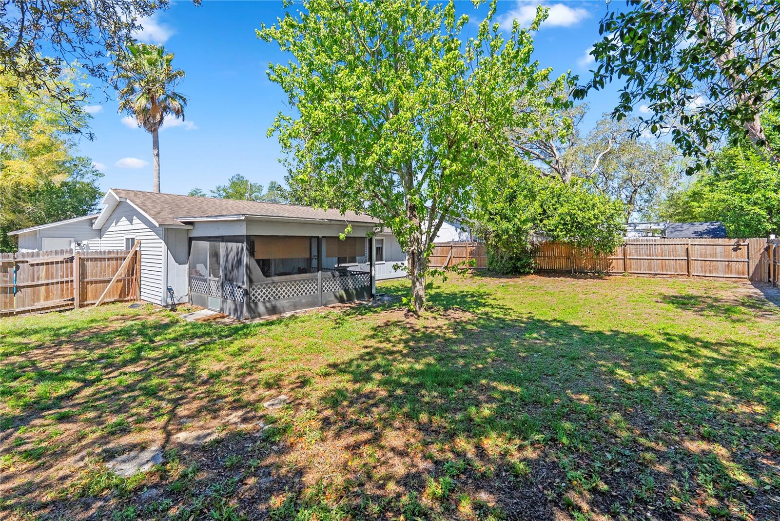 2479 SEDGEFIELD AVE, DELTONA, FL, 32725