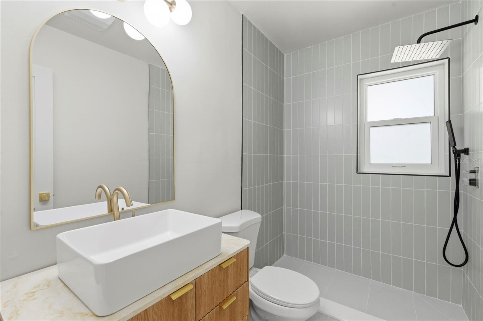 5310 40TH AVE N, ST PETERSBURG, FL, 33709