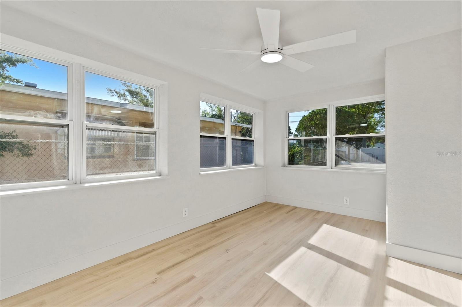 5310 40TH AVE N, ST PETERSBURG, FL, 33709