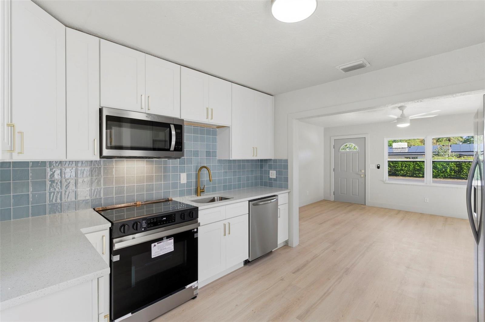 5310 40TH AVE N, ST PETERSBURG, FL, 33709