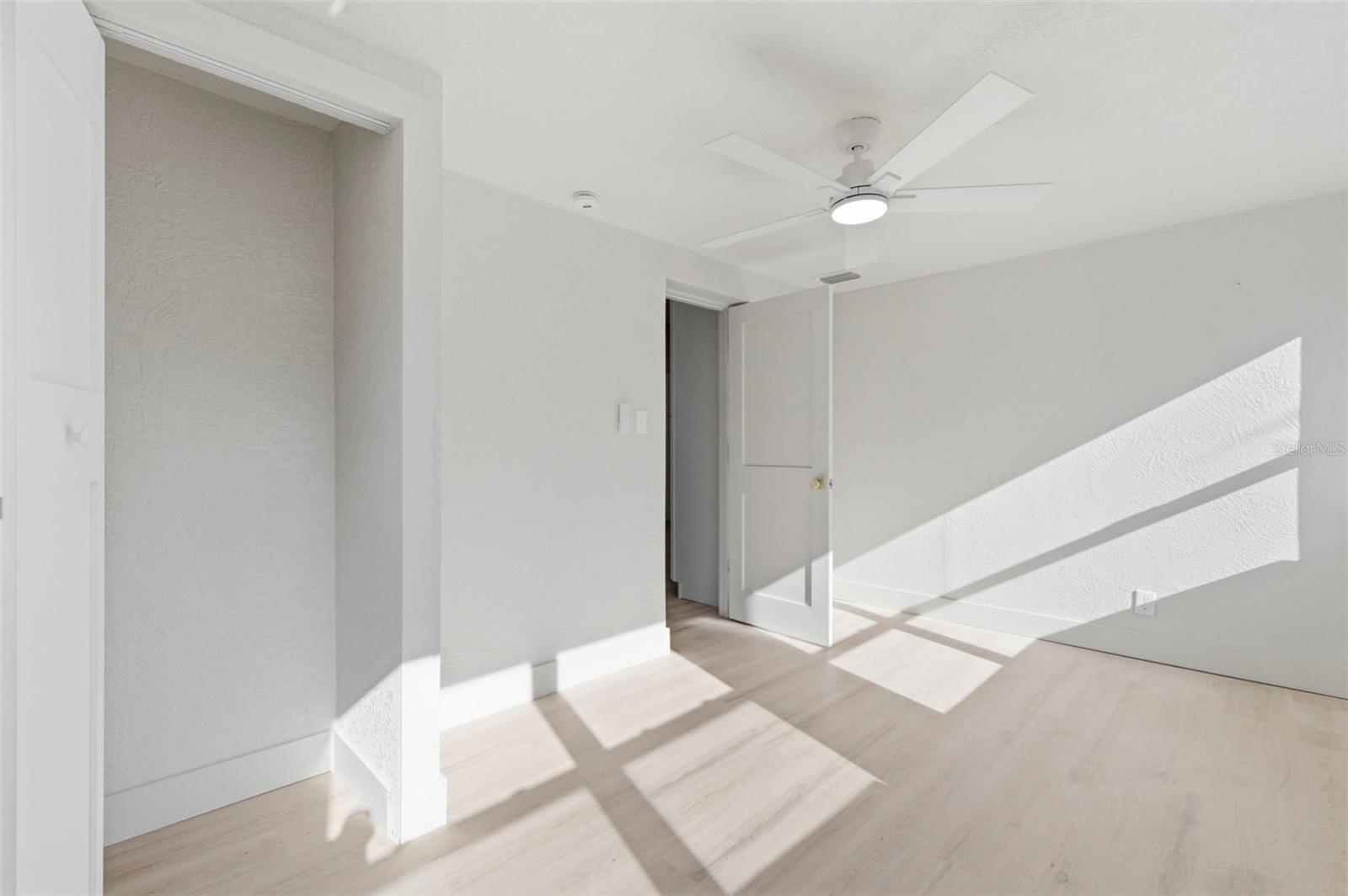 5310 40TH AVE N, ST PETERSBURG, FL, 33709