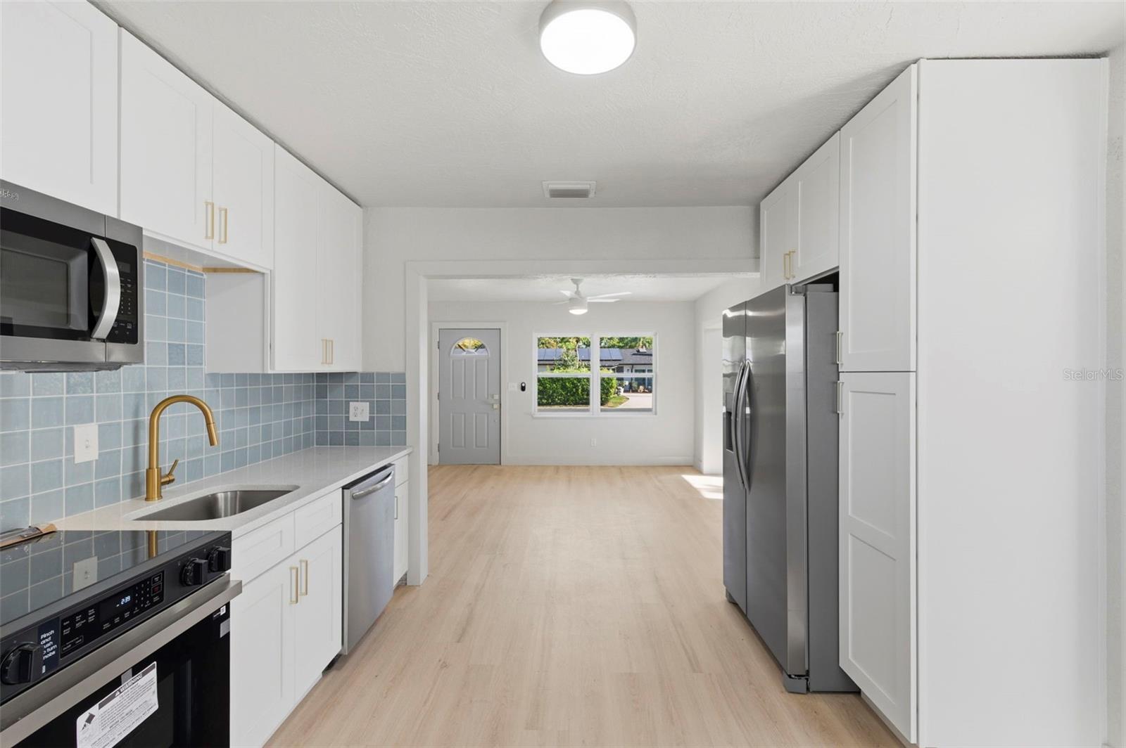 5310 40TH AVE N, ST PETERSBURG, FL, 33709