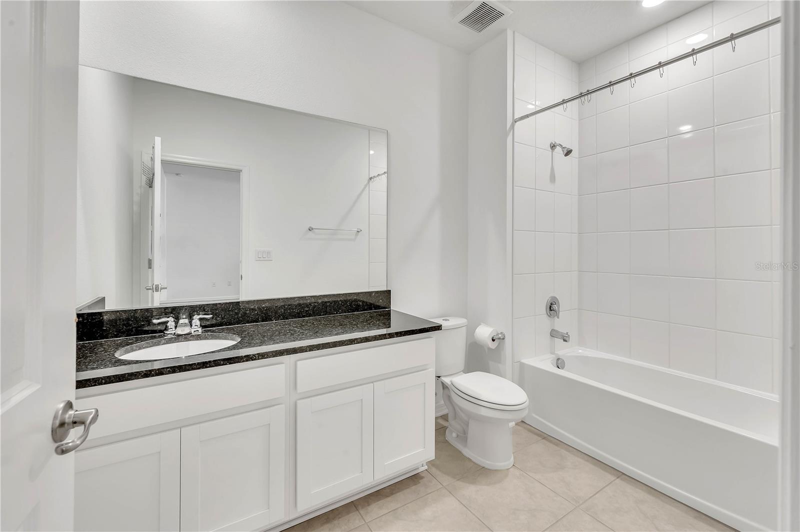11532 WOODLEAF DR, LAKEWOOD RANCH, FL, 34211