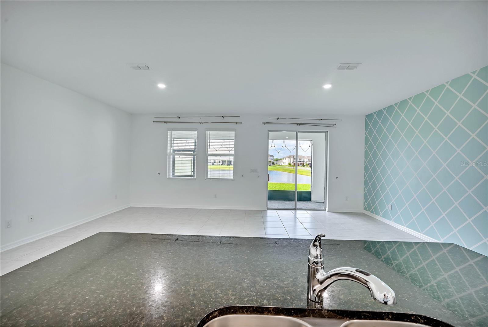 11532 WOODLEAF DR, LAKEWOOD RANCH, FL, 34211