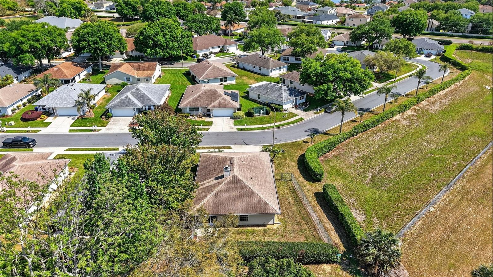 1984 GOLDEN PALM CIR, TAVARES, FL, 32778