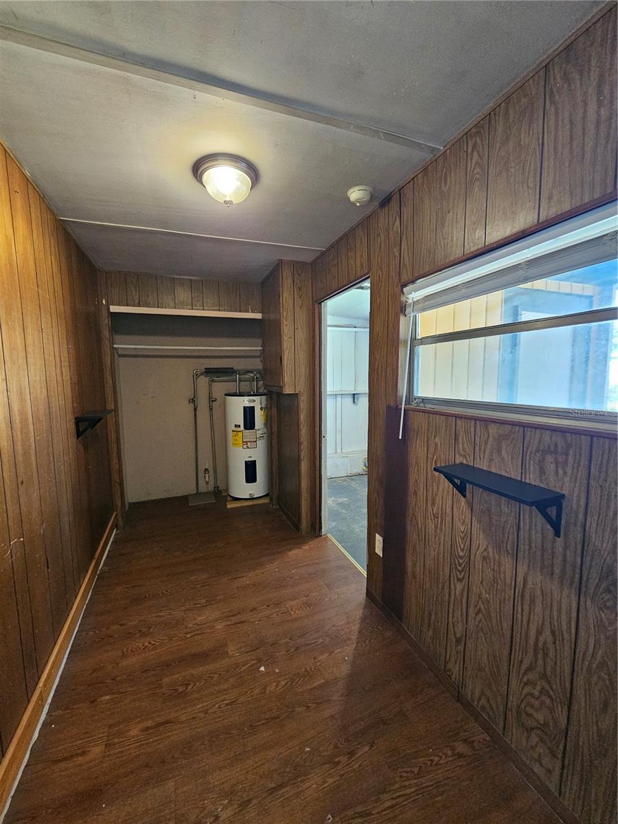 2412 KIWANIS AVE, LAKELAND, FL, 33801